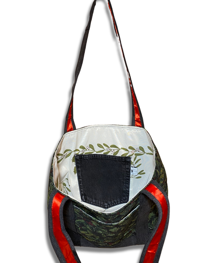 Holly Tote 2